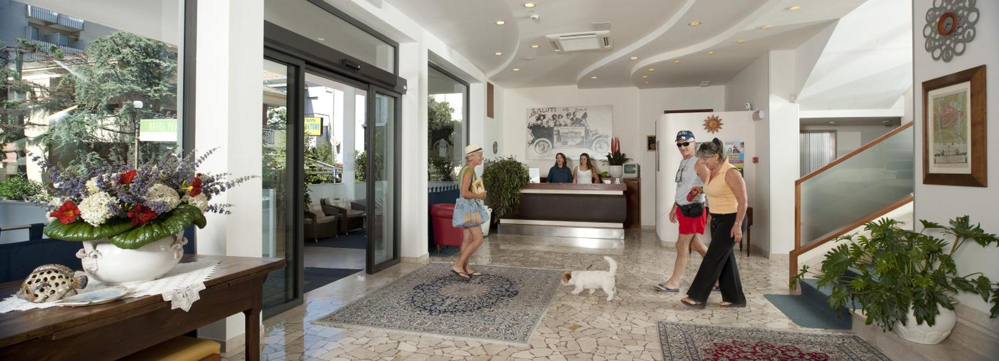 Hotel Baltic Rimini Buitenkant foto